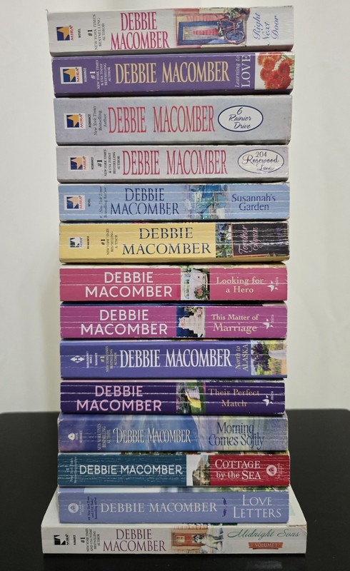 Lot of Debbie Macomber Books