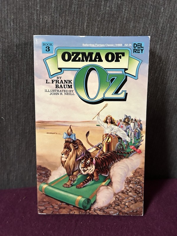 Vintage Frank L. Baum Oz Del Rey & Aerie Lot of 7- (Books 21, 3-7, &10) gallery