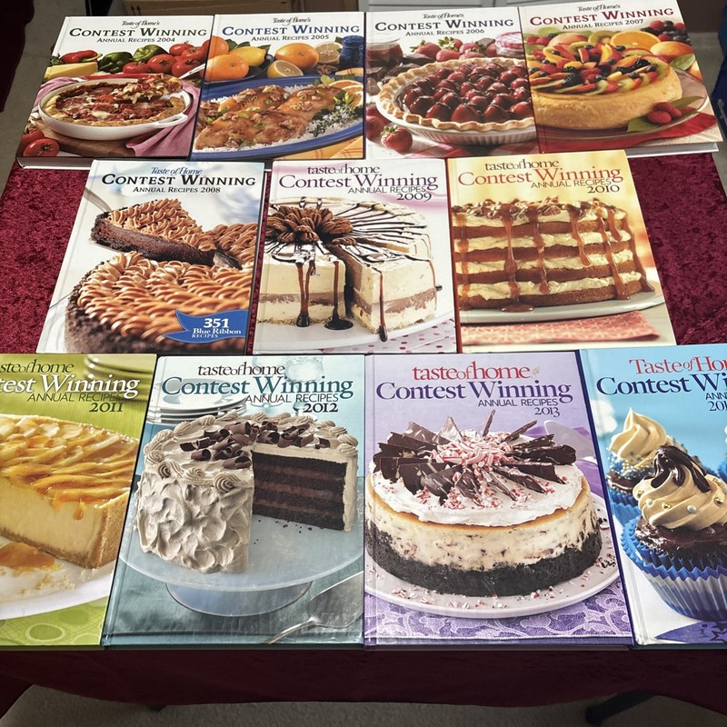 Lot of 11 Taste of Home COOKBOOKS Annual Recipes 2004-2013 2015 CONTEST WINNING