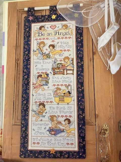 Cross Stitch Angels Book Hardcover Over 30 Designs 105 Pages 2004 UK gallery