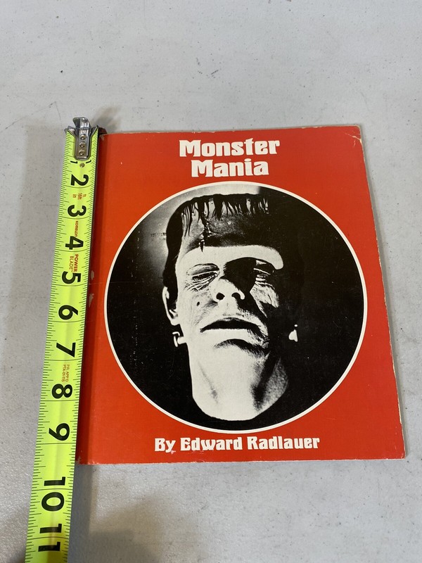 Monster Mania Frankenstein Edward Radlauer book 0-516-47472-3 48B75 gallery
