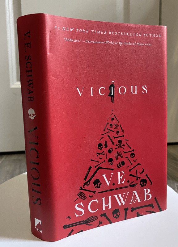 Vicious by V. E. Schwab (2018, Hardcover) – 2nd Edition/1st Print + Bonus Story