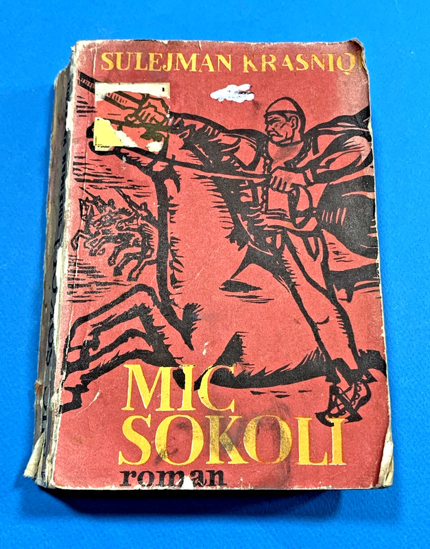 OLD ALBANIAN BOOK-SULEJMAN KRASNIQI-MiC SOKOLI-ROMAN-1979-COMMUNISM-712 pages