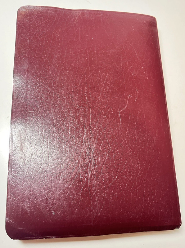 The Rainbow Study Bible NIV Bold Line Edition Color Coded Burgundy 1996 gallery