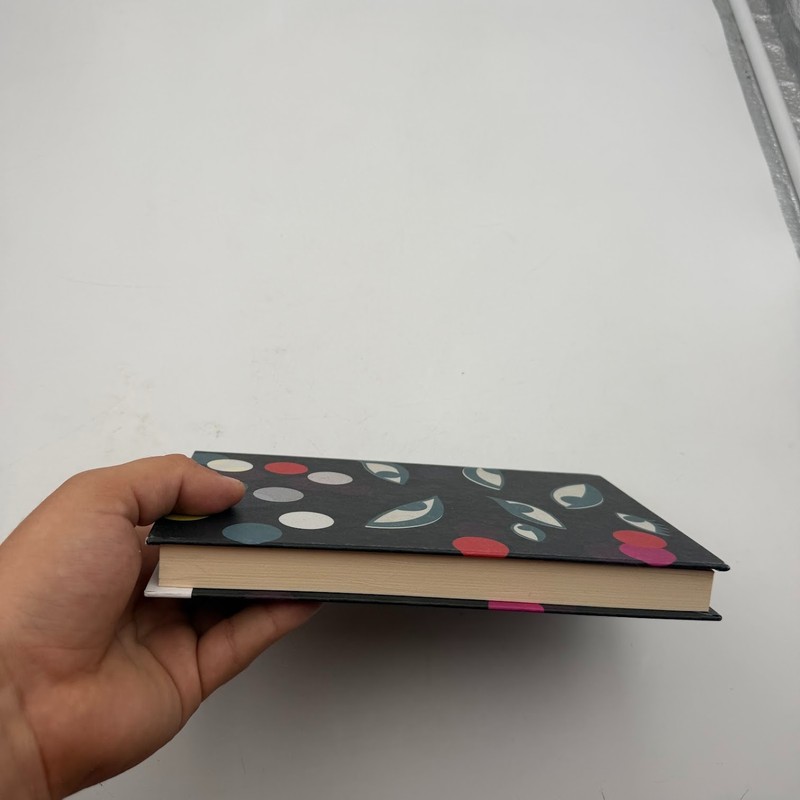 After Dark: Murakami's Atmospheric Masterpiece Murakami Collectible Classics HC gallery