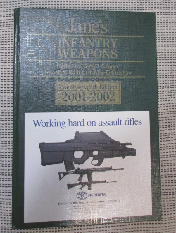 Jane’s Infantry Weapons 2001-2002 Terry J Gander
