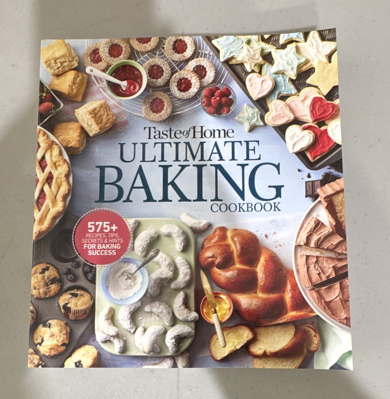 Taste of Home Ultimate Baking Cookbook 575+ Recipes English Nonfiction