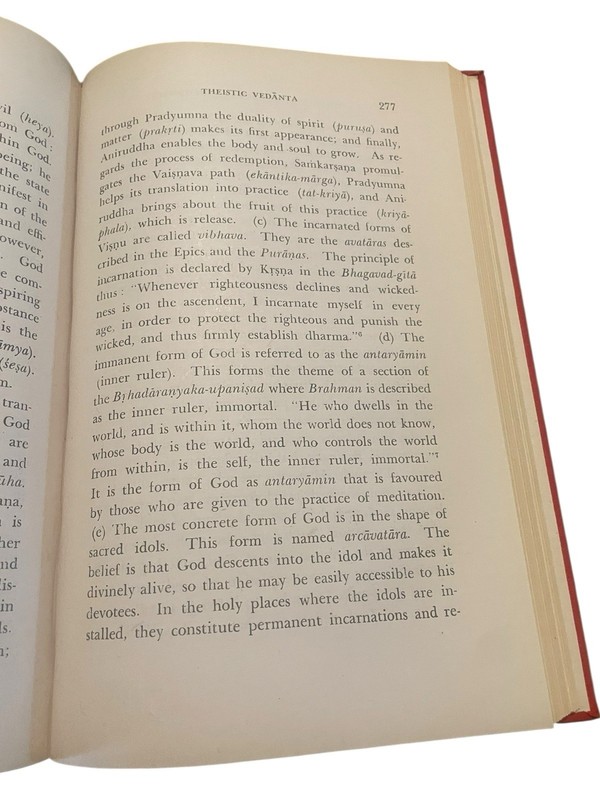 Invitation To Indian Philosophy T.M.P Mahadeva 1974 Hardcover First Edition gallery