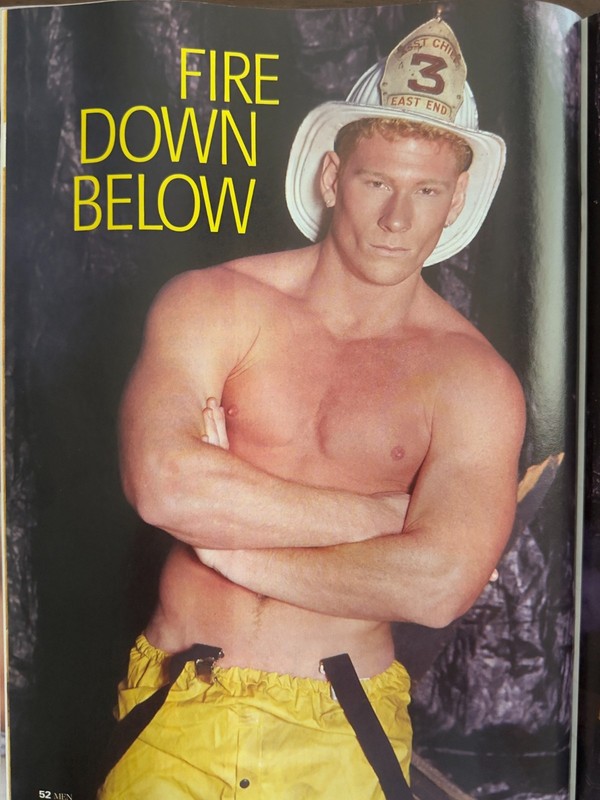 Advocate Men October 2004 Collector Item, nude males, gay fiction, Michael Crowe gallery