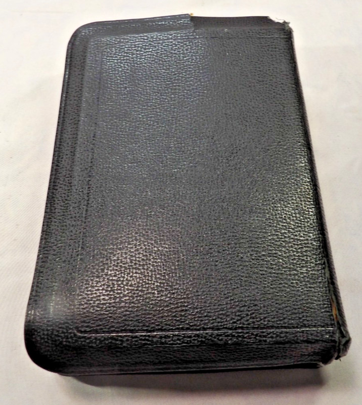 Inspirational Bible De Luxe Edition KJV Thumb Indexed 1943/47 King James Version gallery