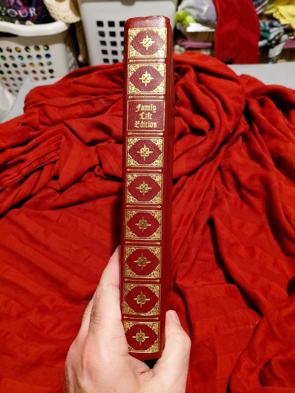 HOPE OF THE NATION Family Life Edition 1960s Padded Christian Bible Murray, KY gallery