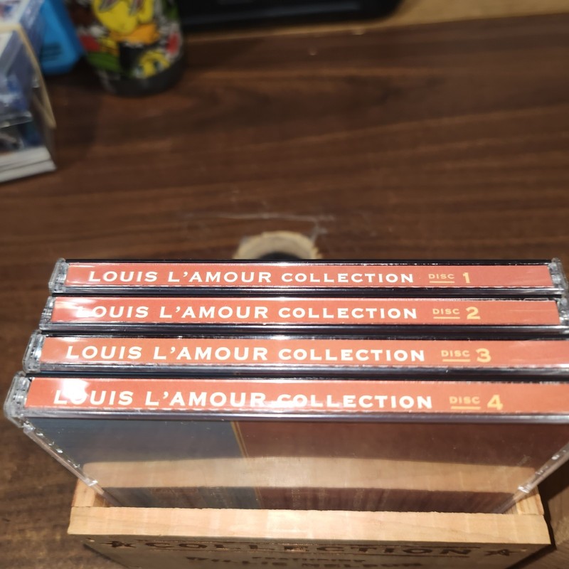 Louis L'Amour Collection 7 Stories on 4 CDs in Wooden Box Read by Willie Nelson gallery