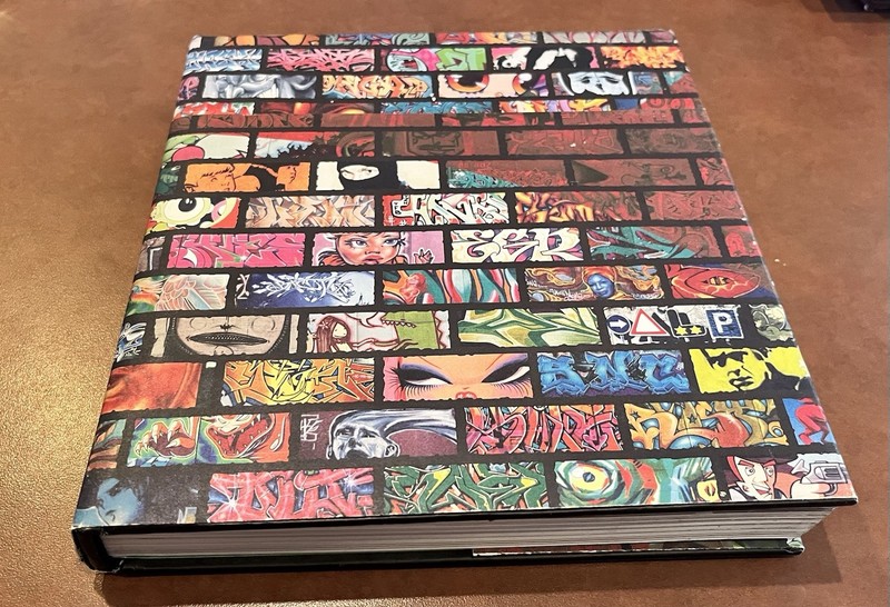 Graffiti World Street Art Five Continents Hardcover Book Nicholas Ganz Like New