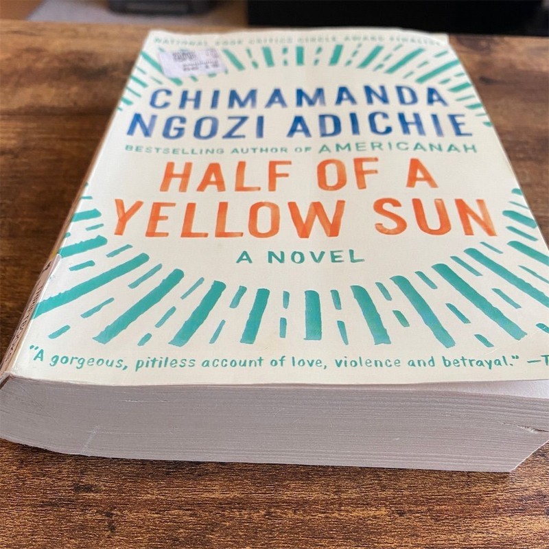 Half of a Yellow Sun Chimamanda Ngozi Adichie Paperback Historical Fiction Novel gallery