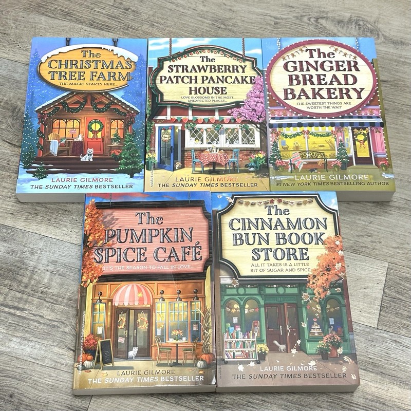Dream Harbor Book Series Lot of 5 Paperback Books By Laurie Gilmore – Very Good