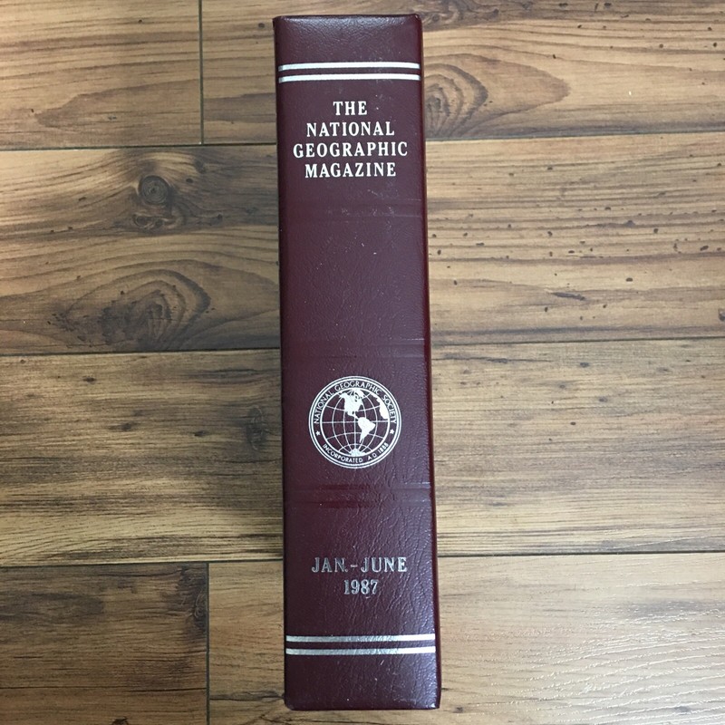NATIONAL GEOGRAPHIC FAUX LEATHER BOUND SLIP CASE January-June 1987