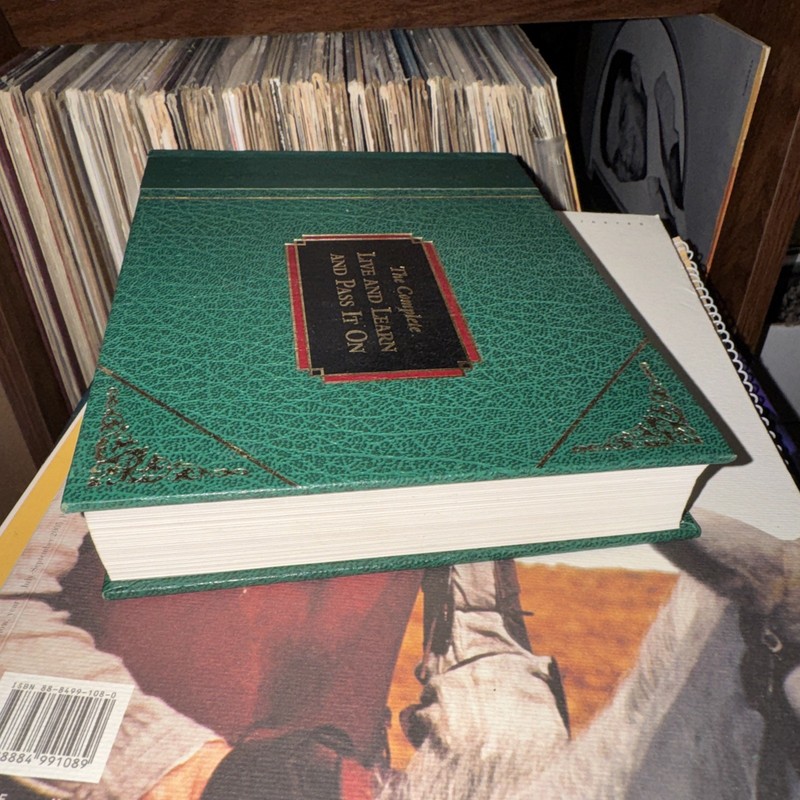 Brown, H. Jackson, Jr. The Complete Live and Learn to Pass it On. Leather bound. gallery
