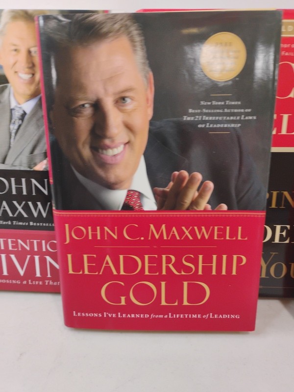 John C. Maxwell Hardcover Books Lot Of 9 gallery