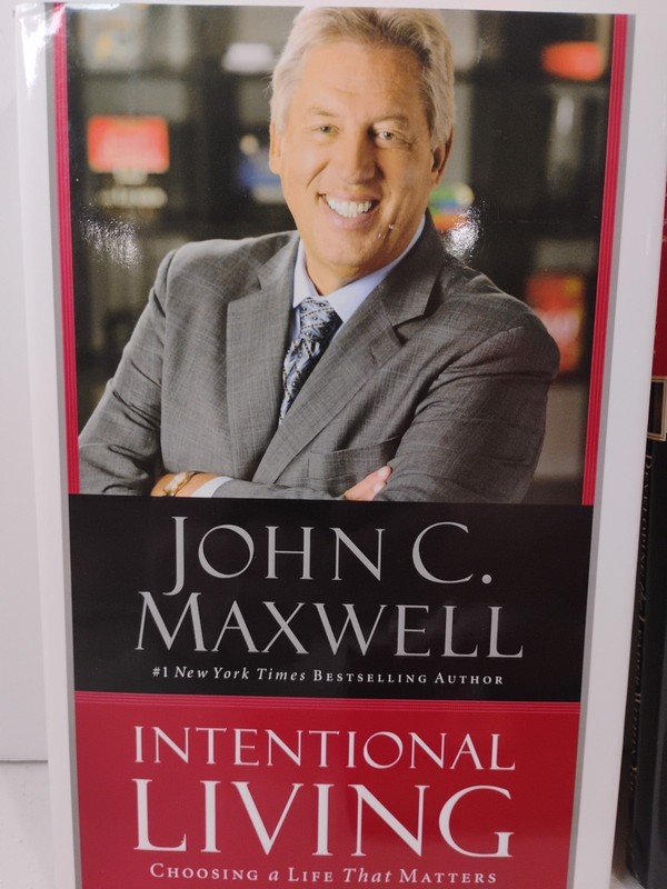 John C. Maxwell Hardcover Books Lot Of 9 gallery