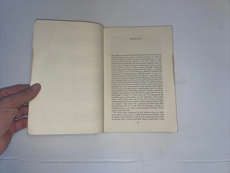 12 Poets, edited by Glenn Leggett softcover 1964 B25 gallery